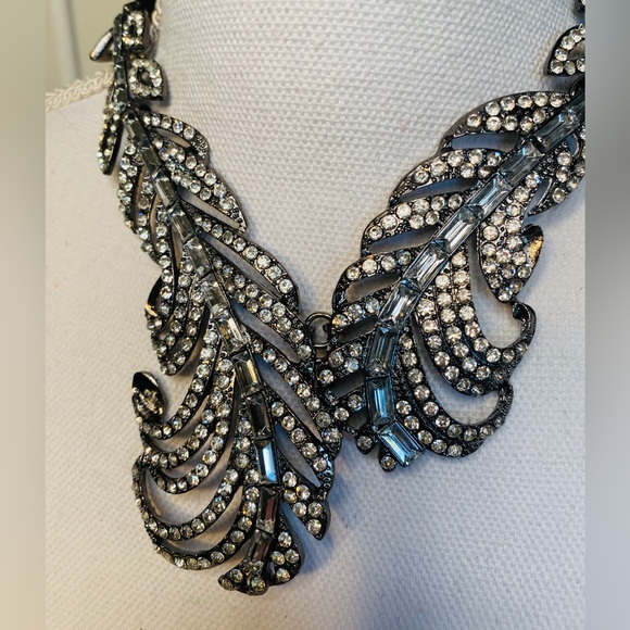 Statement Necklace - Picture 3 of 6